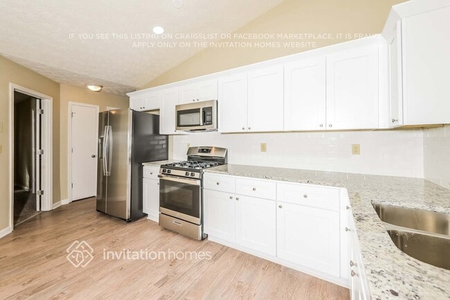 1210 Opal Cir, Lawrenceville, GA 30043 - photo 7