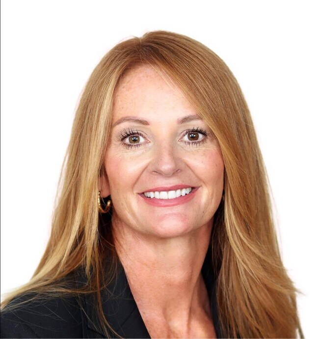Suzanne Venus