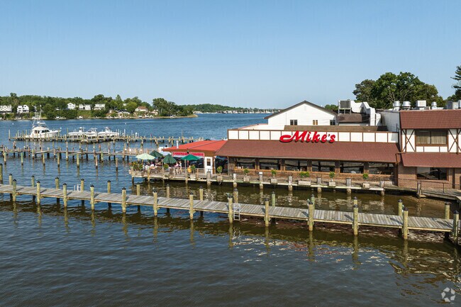 The dock at Mike's Restaurant & Crabhouse in Riva, Md.
