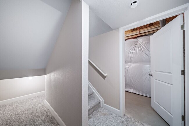 21880 E 46th Place unit 36476797, Aurora, CO 80019 - photo 5