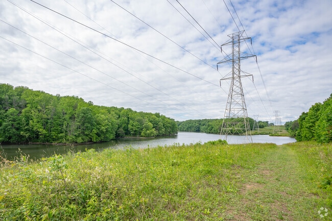 Supplee Lane Rec Area features beautiful water views and activities.