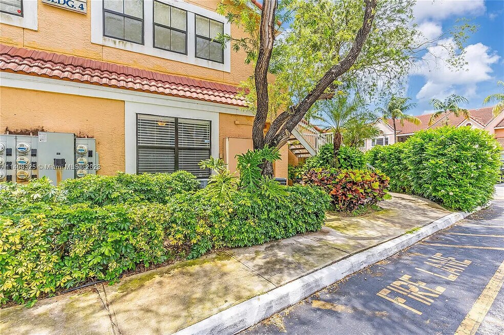 10441 SW 156th Ct unit 411, Miami, FL 33196 - photo 1
