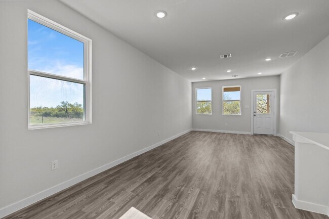 15514 Doublecreek Dr, San Antonio, TX 78253 - photo 4