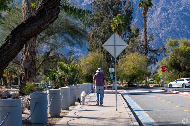 Sunrise Park is a very dog friendly community.