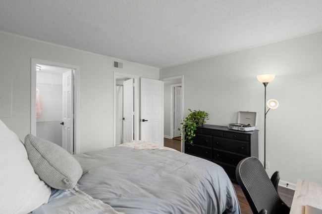 2325 Elliston Place, Nashville, TN 37203 - photo 6