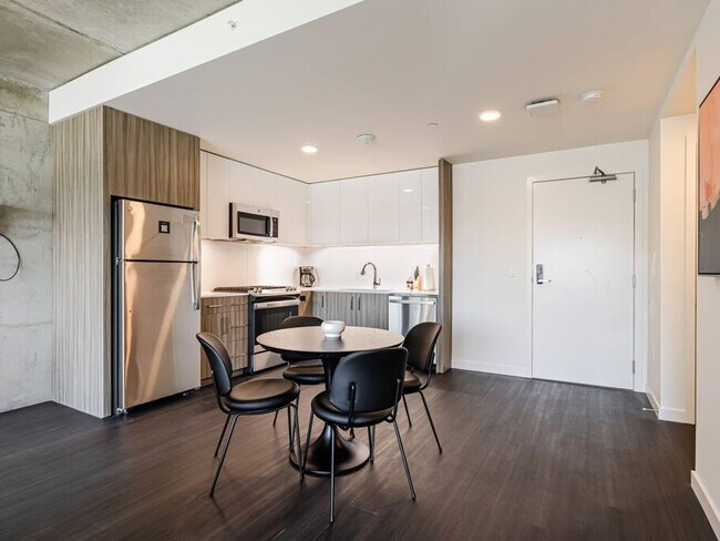 1550 NW Naito Pkwy unit ID1226765P, Portland, OR 97209 - photo 6