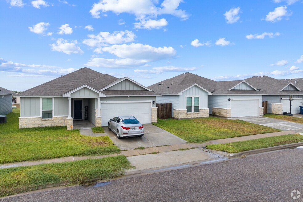 Calallen Charter High School, Rankings & Reviews