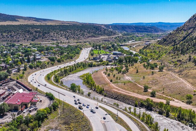 So Co borders Route 550, which offers access to neighboring ski towns.