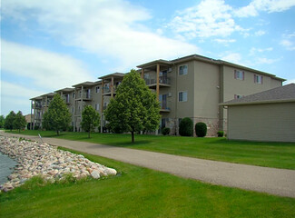 3450-3550 8th Ave S, Moorhead, MN 56560