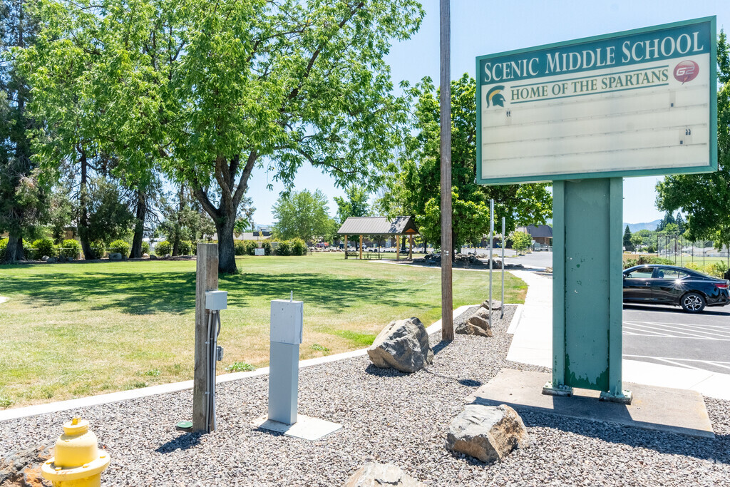 Scenic Middle School