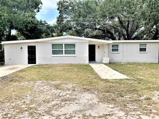 2050 Poinsetta Ave, Clearwater, FL 33755
