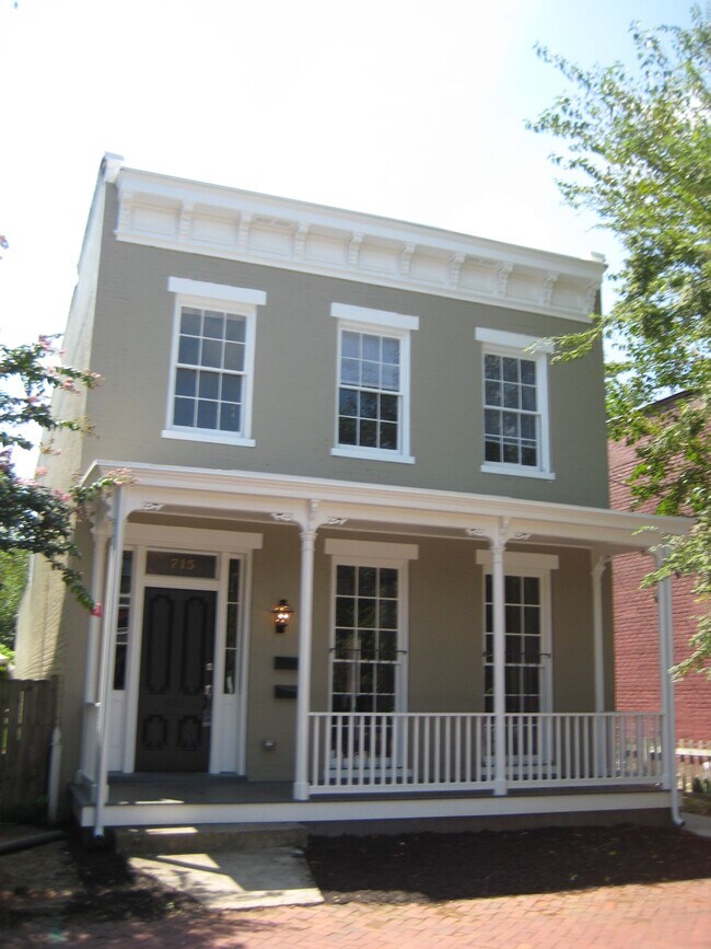 715 W Clay St Unit B, Richmond, VA 23220
