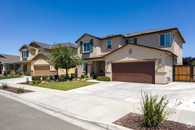 There are several areas of Keyes with large homes available.