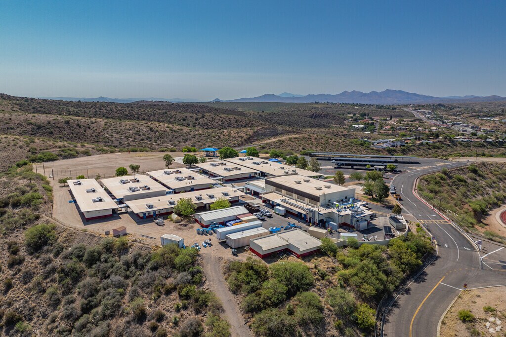 Copper Rim Elementary School sits tucked into the foothills, offering a peaceful campus environment with desert and mountain surroundings.