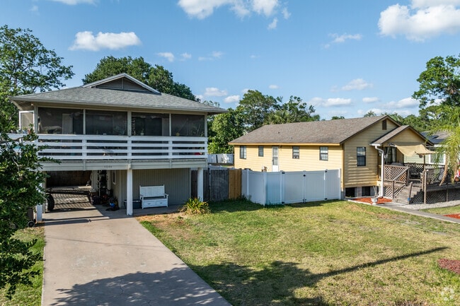 Bungalow style homes are popular in the Boggy Creek neighborhood.