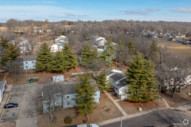 Lincoln Terrace Apartments, Peoria, IL 61605 - photo 4