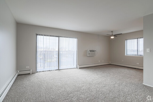 2 BR, 2 BA - Living Room