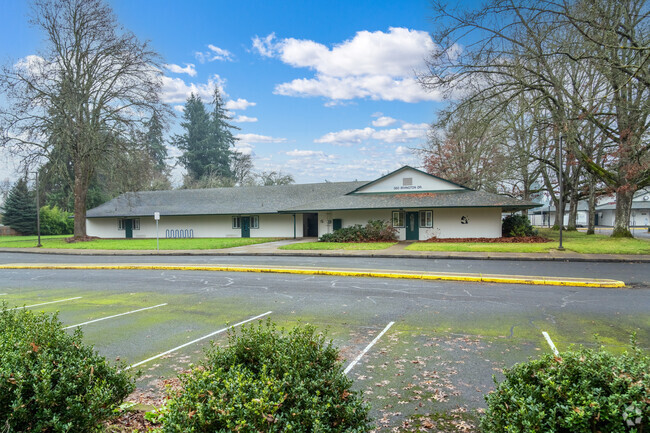 Spring Creek Elementary serves grades K-5 in the Santa Clara neighborhood of Eugene, Oregon.
