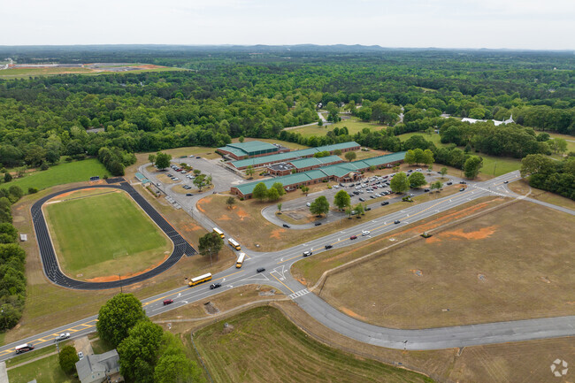 Woodland Middle School is located in East Point, Georgia.