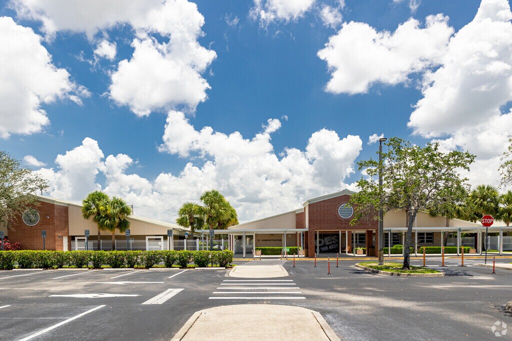 Osceola Elementary School in Naples has multiple buildings and ample parking.