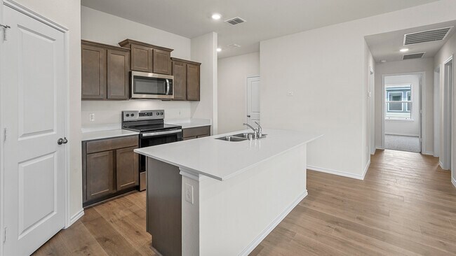 0 Selling From Creeks at Burnett Trail unit 36206316, Lindale, TX 75771 - photo 4