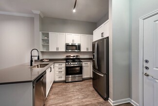 3602 S 14th St, Alexandria, VA 22302