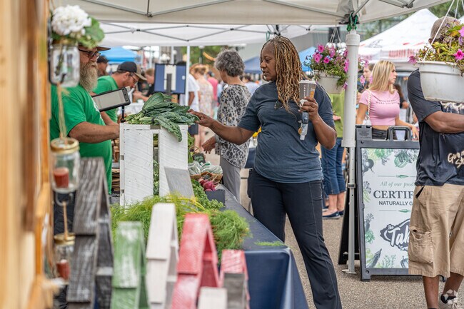 Fresh fruits and vegetables can be purchased at the Bloomington Farmers Market.