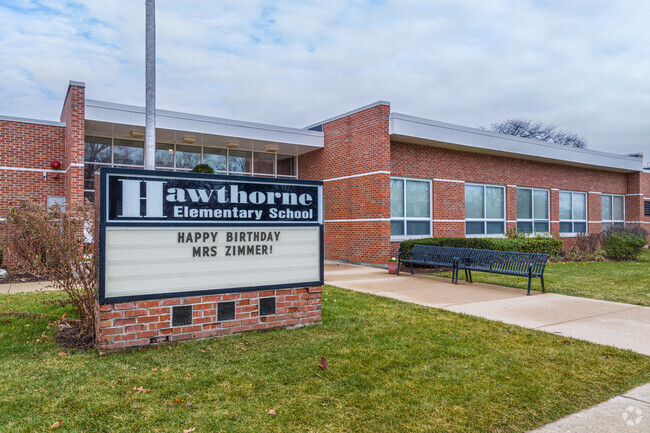Hawthorne Elementary School is a highly rated, public school located in Wheaton, IL.