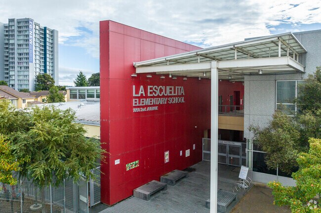 La Escuelita Elementary School is a public elementary school in Merritt.