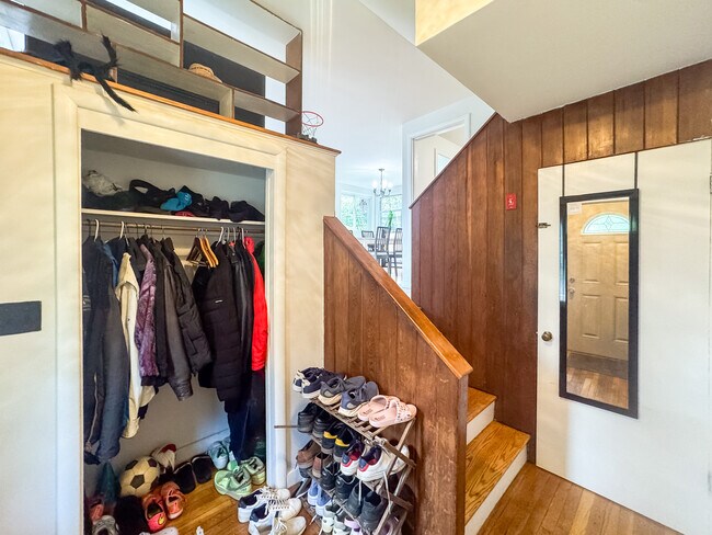 119 Chestnut St, Brookline, MA 02445 - photo 6