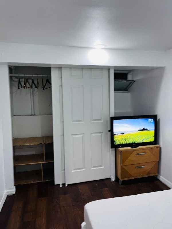 89-45 88th St, Queens, NY 11421