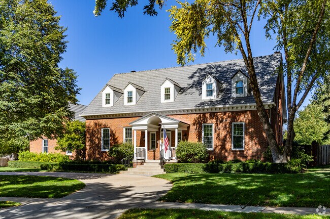 Colonial Revivals can be found throughout Regency.