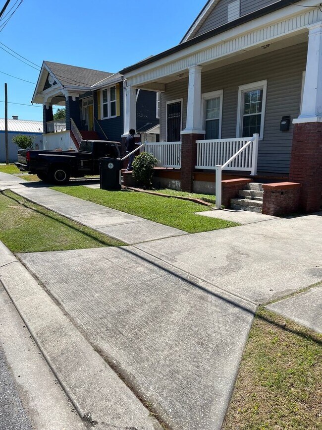 8210 Forshey St, New Orleans, LA 70118