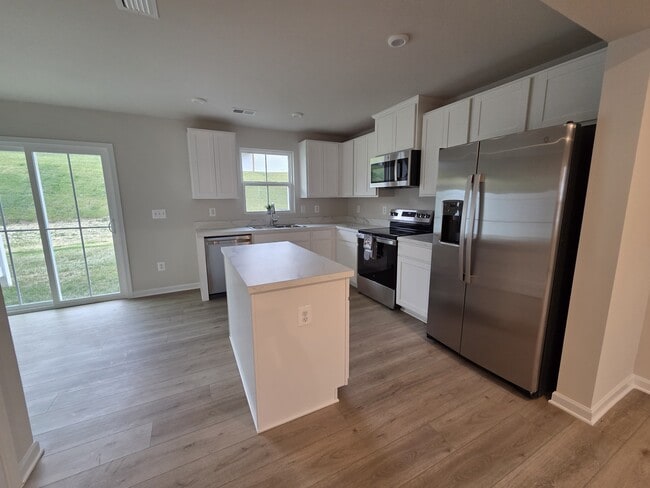 3346 Marble Loop, Rockingham, VA 22801 - photo 2