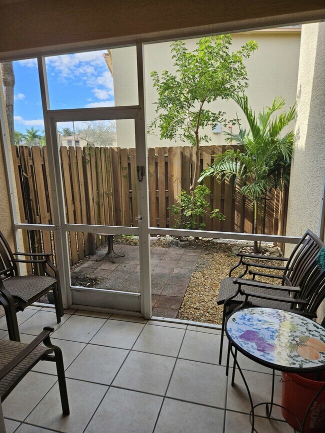 15385 Bellamar Cir unit 413, Fort Myers, FL 33908 - photo 7