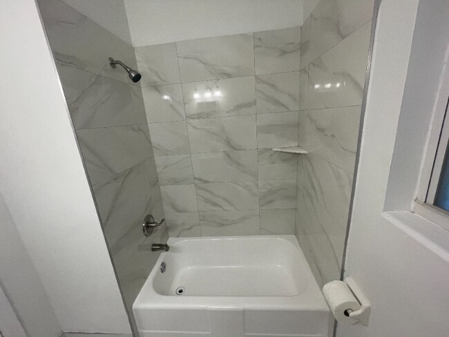 5213 Spruce Ave, West Palm Beach, FL 33407 - photo 7