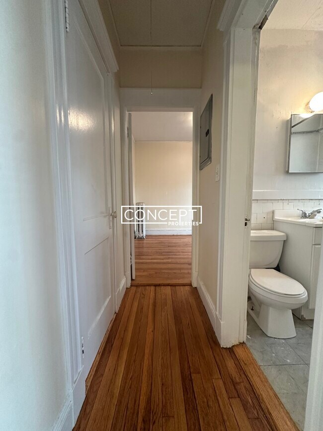 33 Walbridge St unit 10, Allston, MA 02134 - photo 4