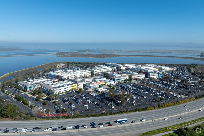 Meta’s headquarters in Menlo Park is just a short drive from Ventura, offering residents convenient access to Silicon Valley's tech hub.​