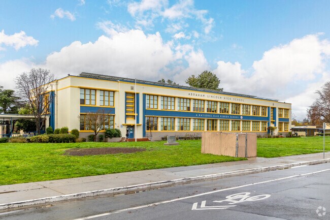 Abraham Lincoln High School offers plenty of fun after school activities in Buena Vista.