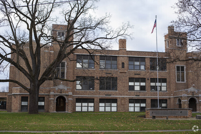 Honeoye Falls Lima Senior High School provides education in 
South Monroe County.
