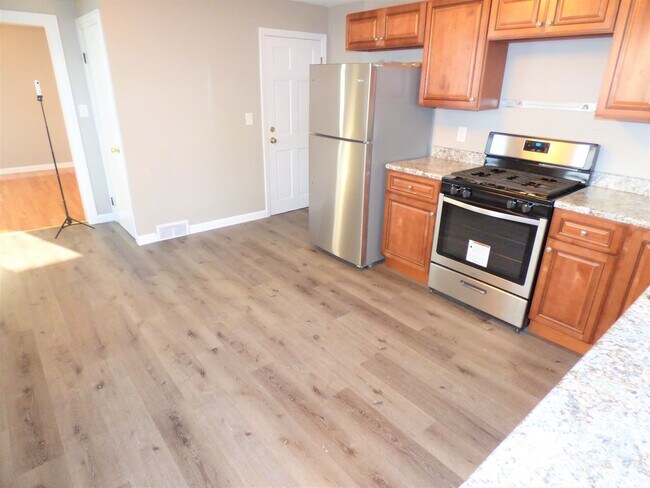 10 Stearns St unit 1, Waltham, MA 02453 - photo 4