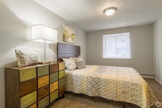 39 Central Ave, Dayton, OH 45406