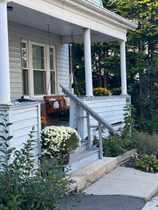 521-523 S Almond St Unit 523, Fall River, MA 02724