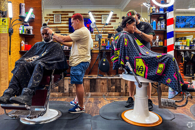 Residents of Merceville, NJ can go Classic cuts for a haircut or shape up in Trenton, NJ.