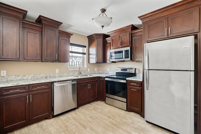 150 Colorado St unit 3, Del Rio, TX 78840 - photo 4