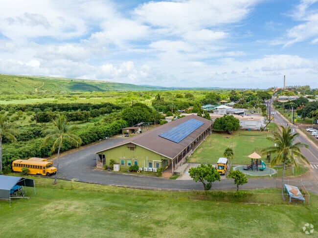 Join a vibrant community of learners at Kula Aupuni Niihau A Kahelelani Aloha.