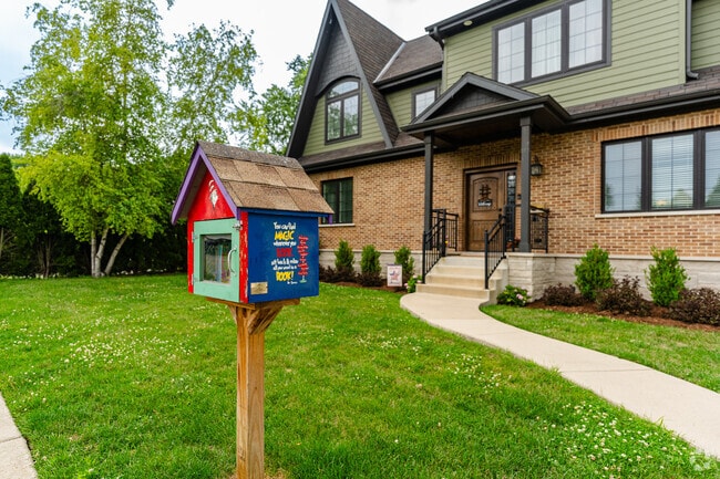 Little libraries can be spotted all throughout Hatlen Heights.