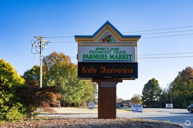 The Farmers Market located just next to Sandy Ridge is a great place to get local produce.