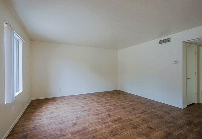 Sahuaro West Apartments, Phoenix, AZ 85029 - photo 3