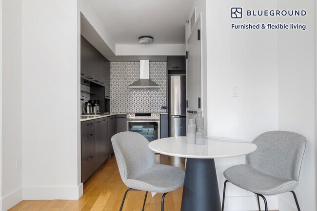 101 E 10th St unit FL5-ID1155, New York, NY 10003 - photo 5